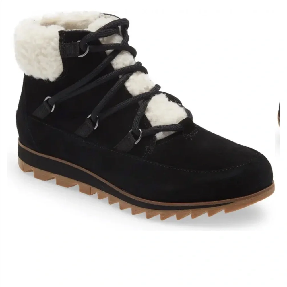 SOREL HARLOW LACE COZY WATERPROOF BLACK SOLE BOOTIE: - Picture 1 of 8